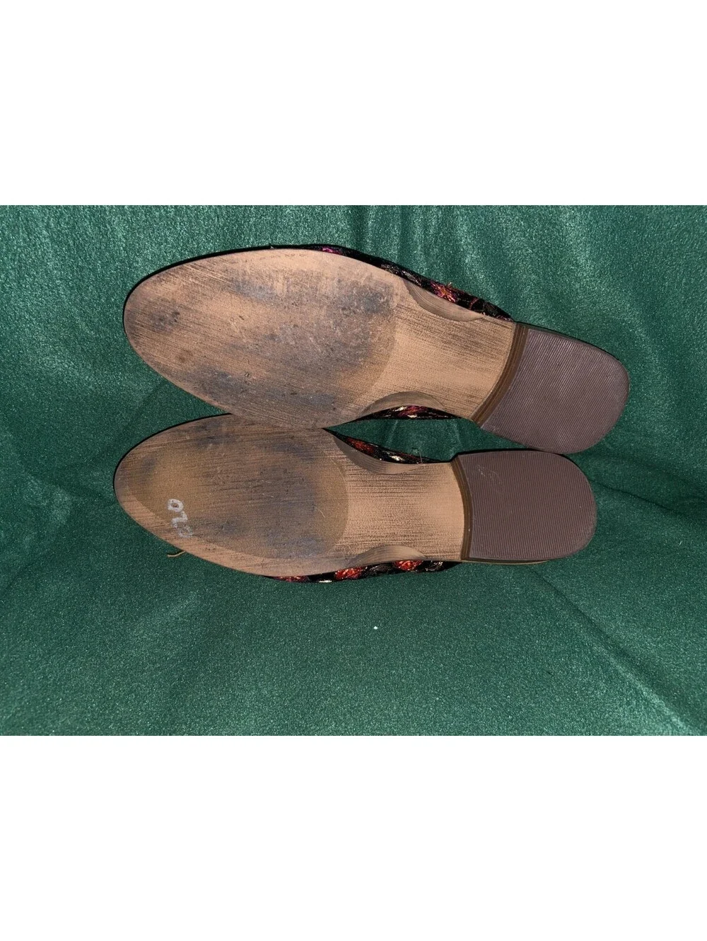 Women's Hayze 2 Mules Flats Women's Size 8 M Indigo Rd. Embroidered Black Color